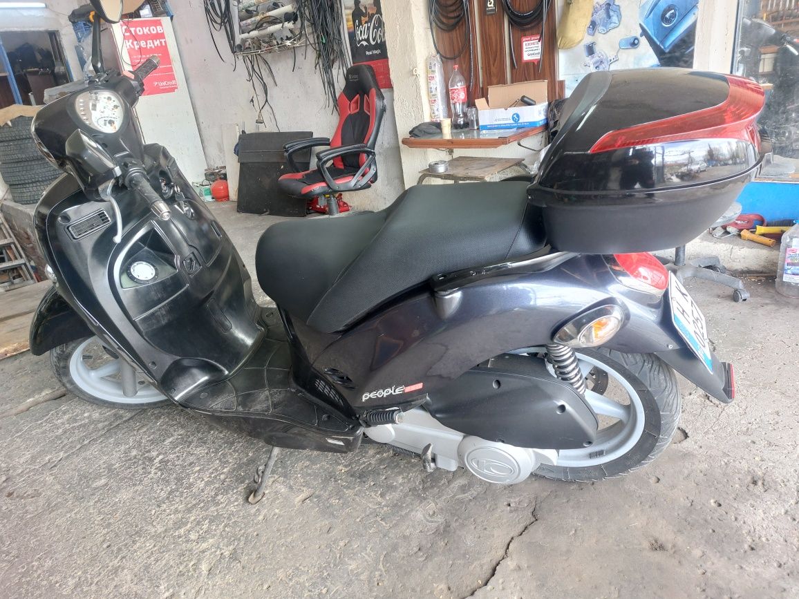 Скутер  Kymco People 250сс