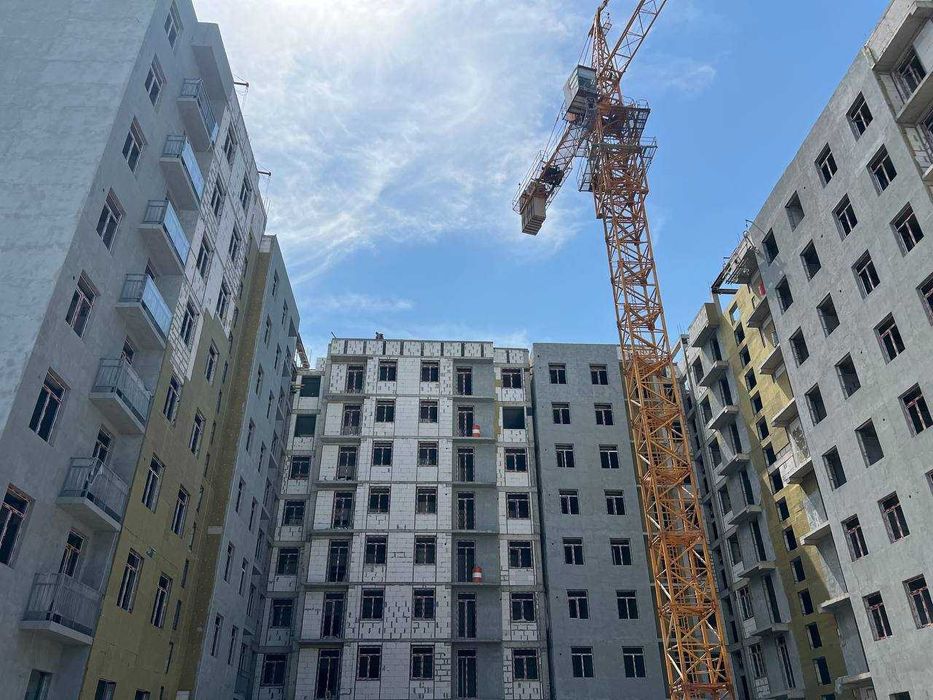 Квартира 40 кв 1 ком за 32000$ 4-й этаж.Готов для ремонта.Яшнабаде