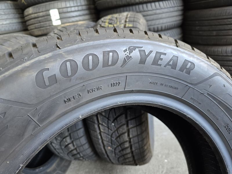 215/65/17 GOODYEAR 4бр