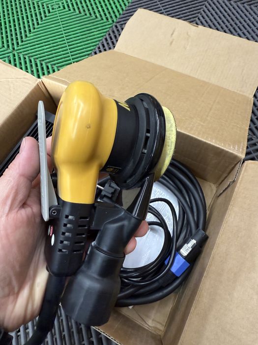 Vând mașină de șlefuit Mirka CEROS 325CV