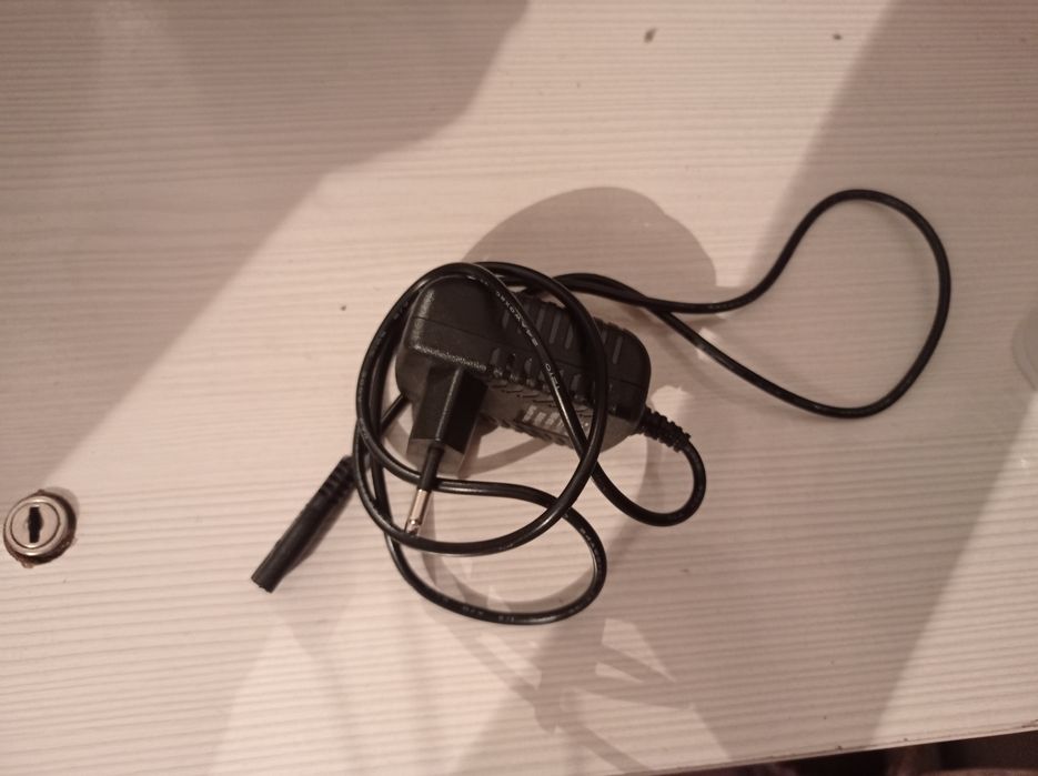 Машинка новая нет царапин не использовалась