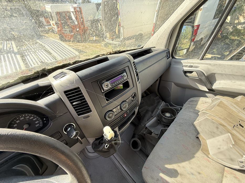 Фокаваген Крафтер VW CRAFTER 2.5 на части