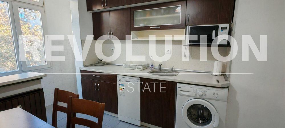 Тристаен апартамент в района на Кършияка