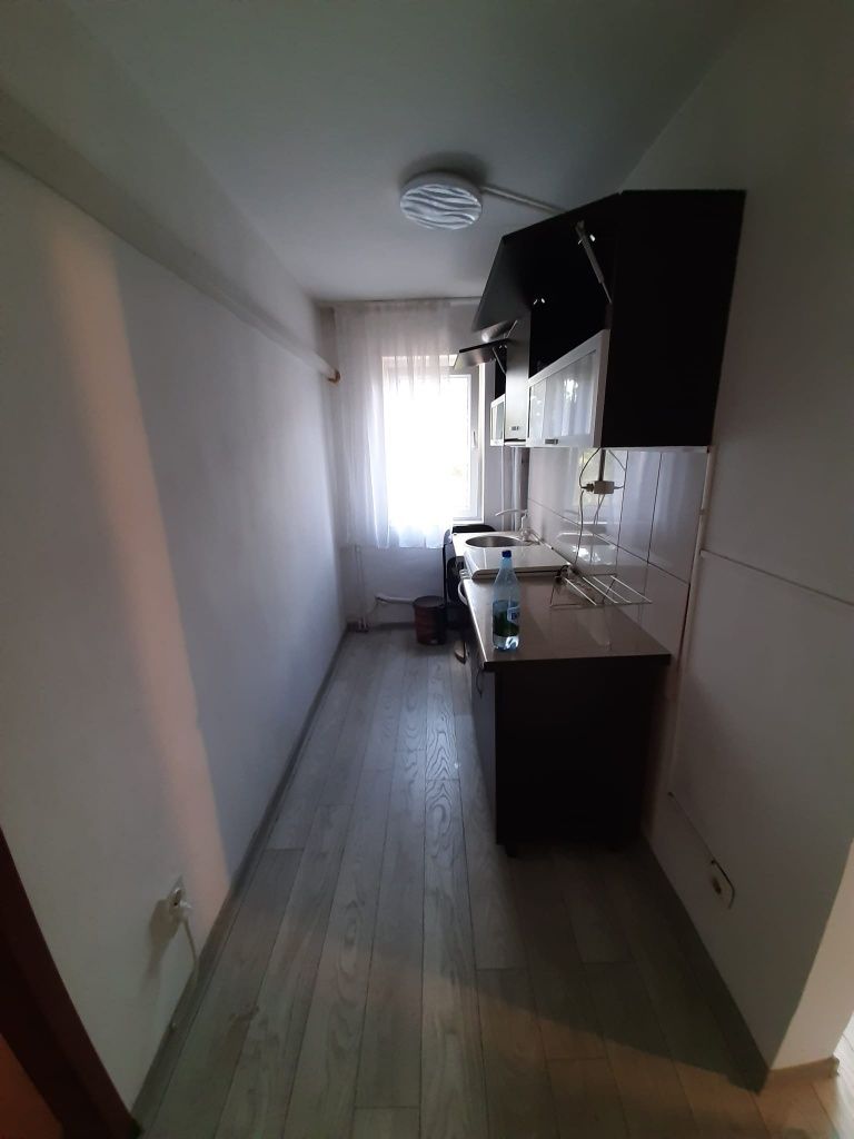 Vand apartament 2 camere