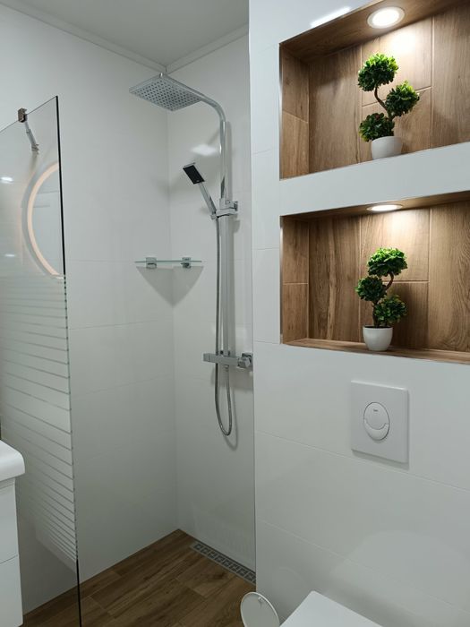 Дава се под наем Двустаен апартамент в Асеновград - 65 кв.м за 392.7 € - Снимка #8