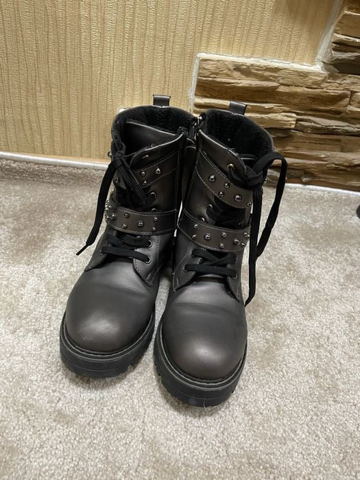 Продам обувь ZARA 36 размер
