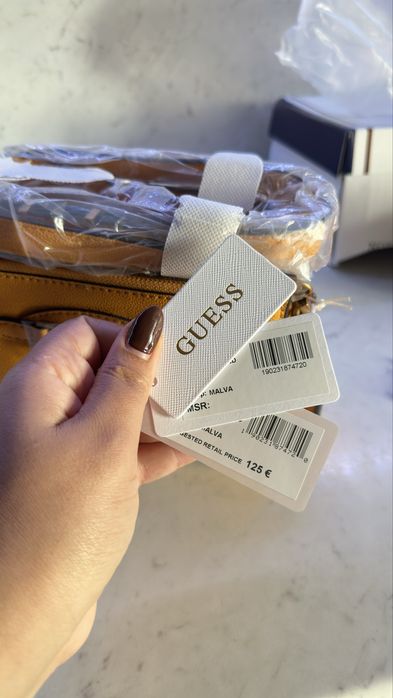Нова чанта на GUESS
