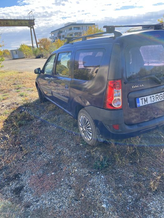 Vand autoturism Dacia Logam MCV diesel cinci locuri