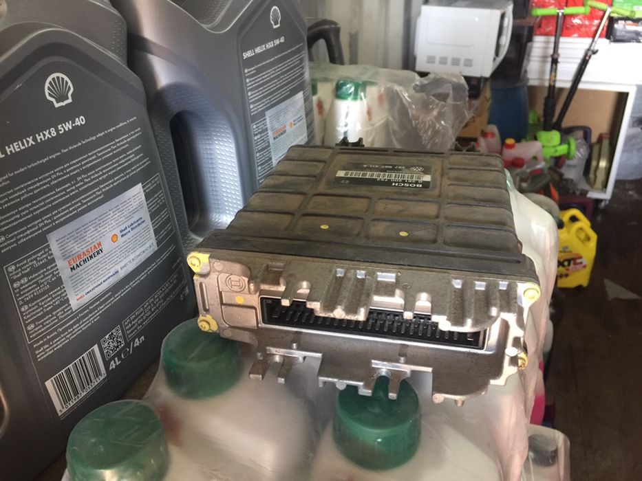 Компютер мозг для volkswagen passat b 3 Golf 3 родной.