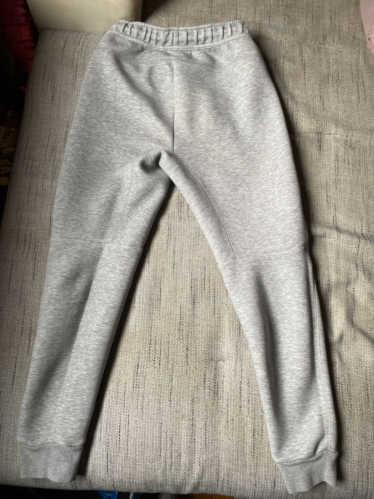 Nike tech fleece долно ОРИГИНАЛНО