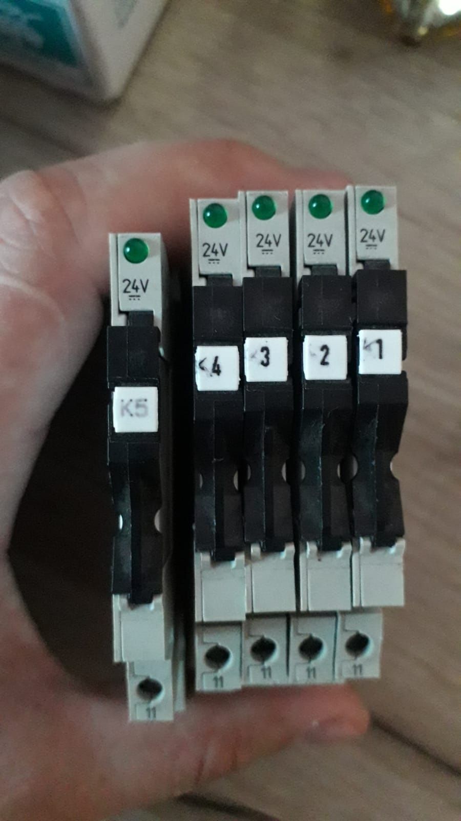 Omron power supply 24v 2.5A