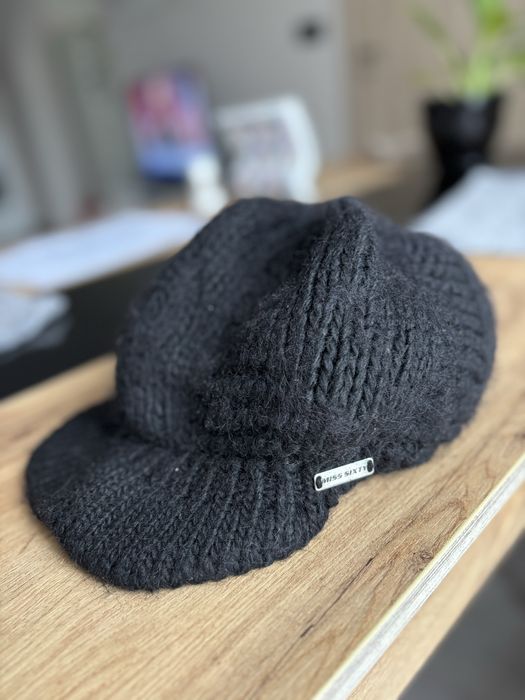 Miss Sixty зимна шапка