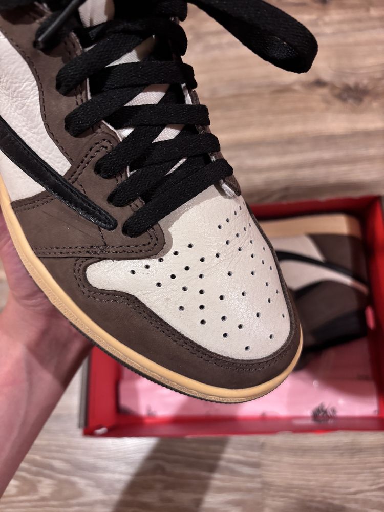 Jordan 1 Travis Scott High
