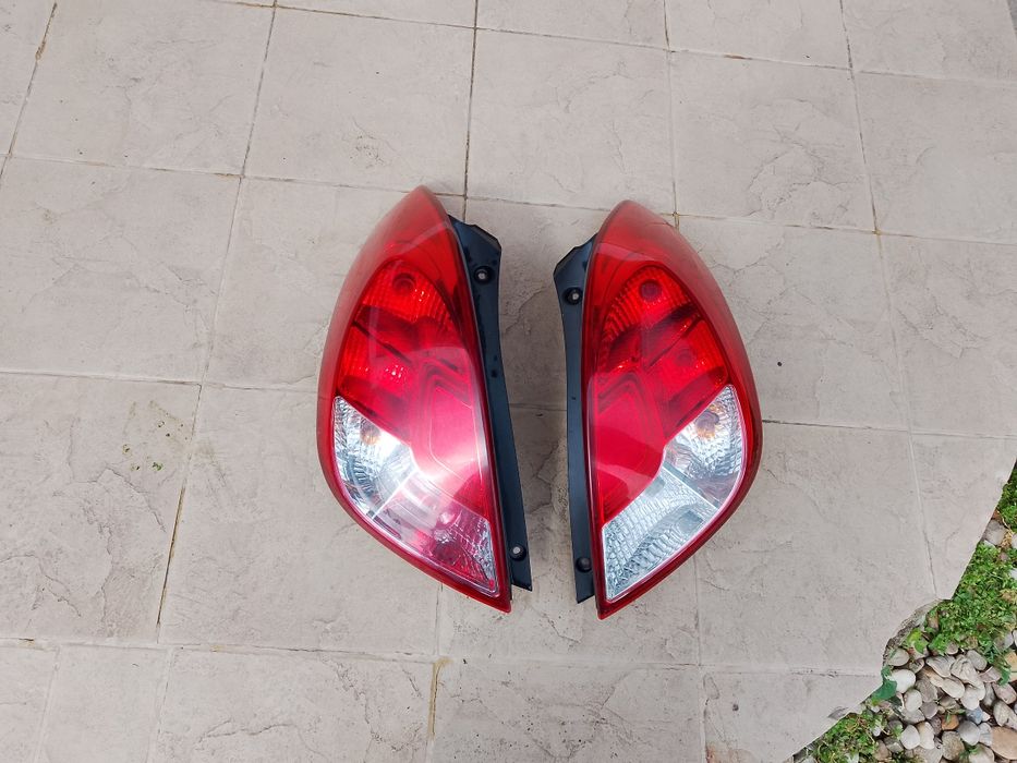 Lampa tripla Hyundai i20 2013 stânga dreapta