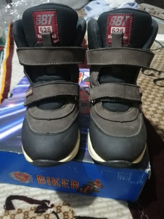 Обувь 30-размер. Цена за все.