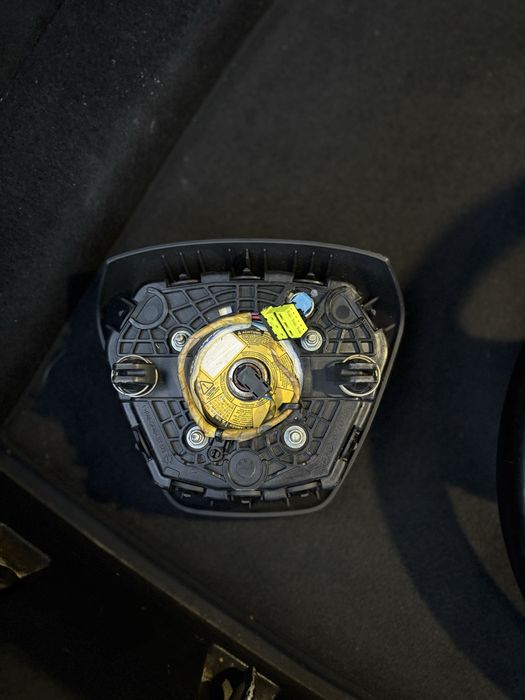 Volan BMW g11/g12 g30/g31 complet
