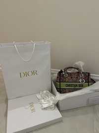 Оригинална чанта Christian Dior Lady Medium