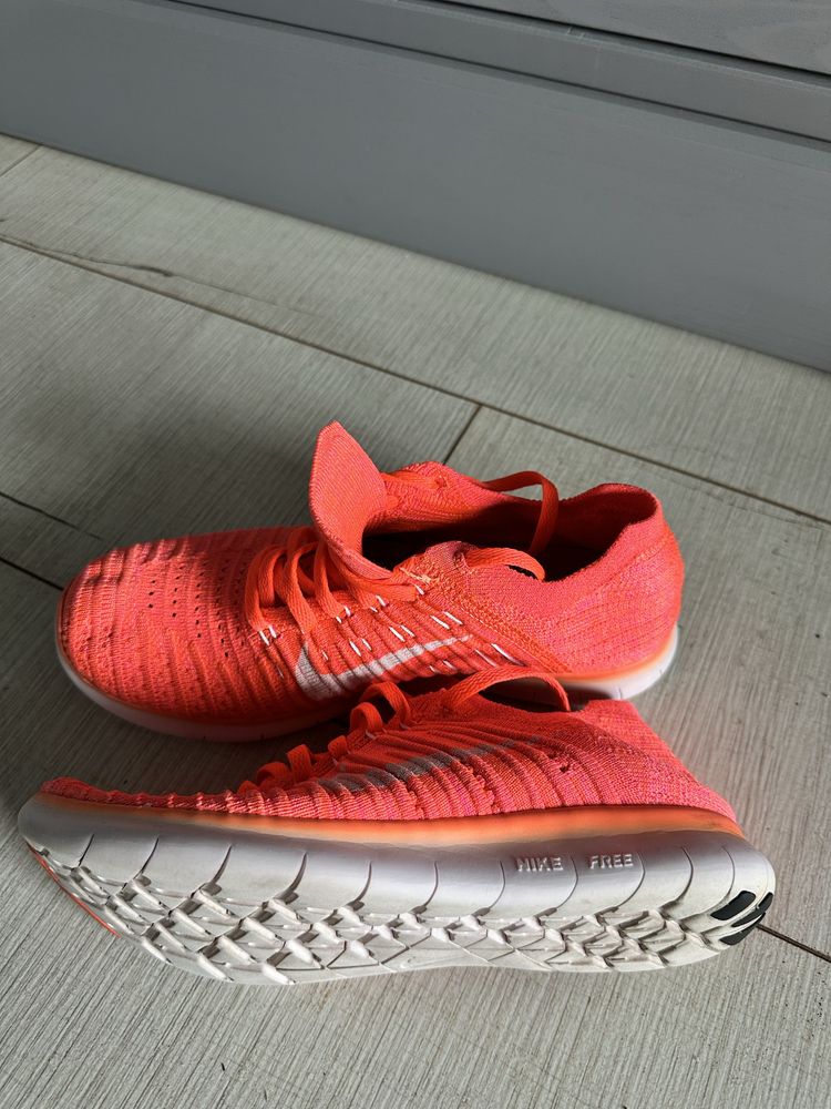 Nike Free RN femei