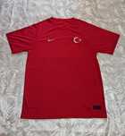 Vând tricou de fotbal