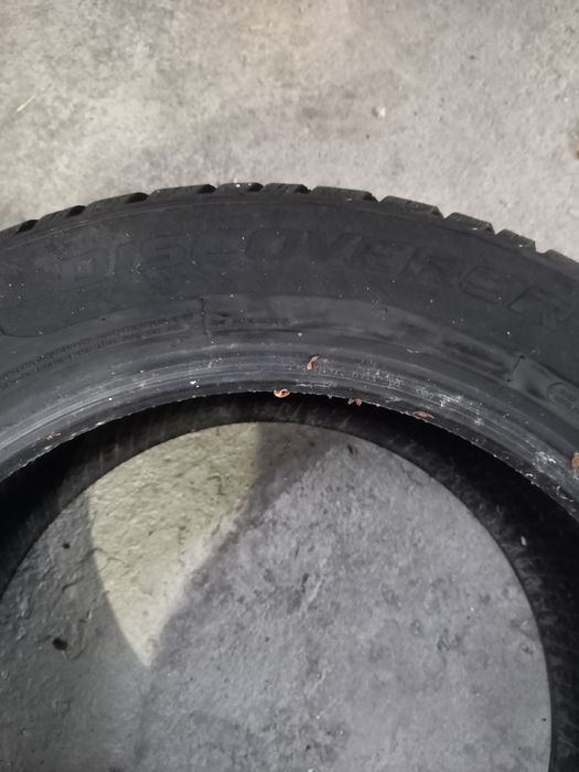 Vind 4 anvelope iarnă 265../50r19