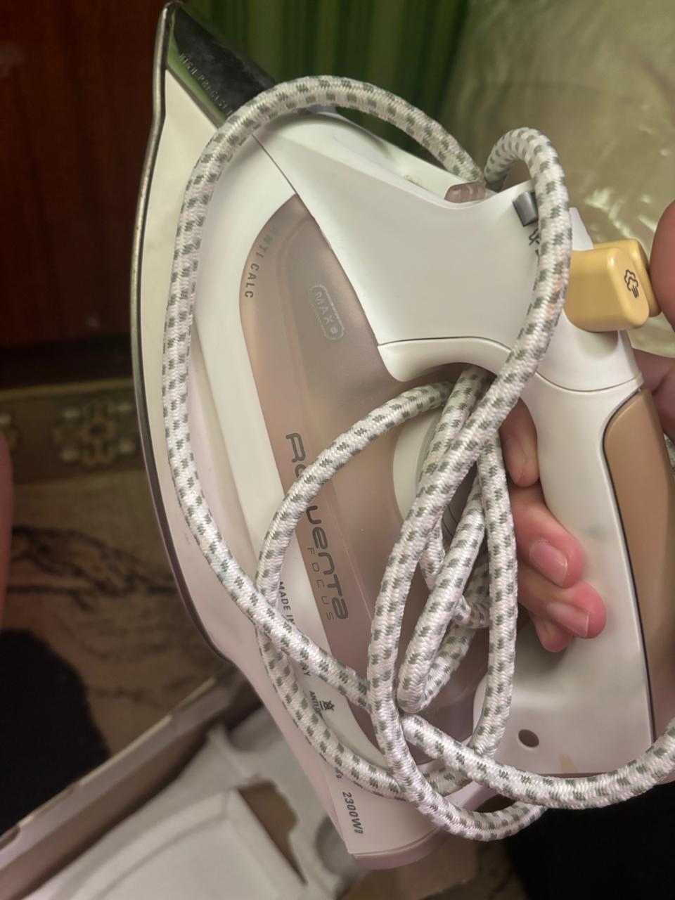 Утюг для глажки одежды