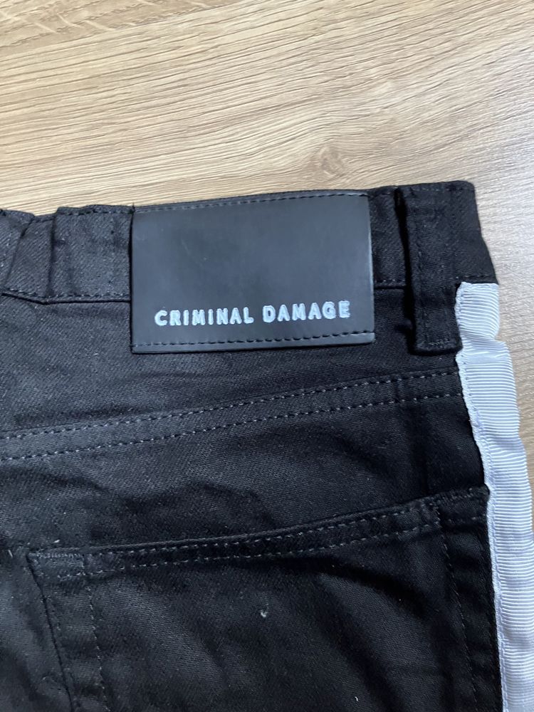 Pantaloni Criminal Damage Barbati white line moda fashion 2023
