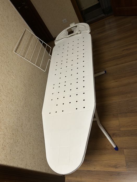 Гладильная доска и утюг Tefal