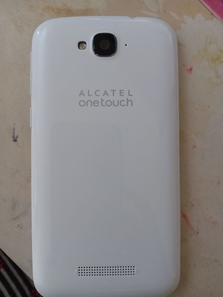 Alcatel ONE TOUCH 7041D