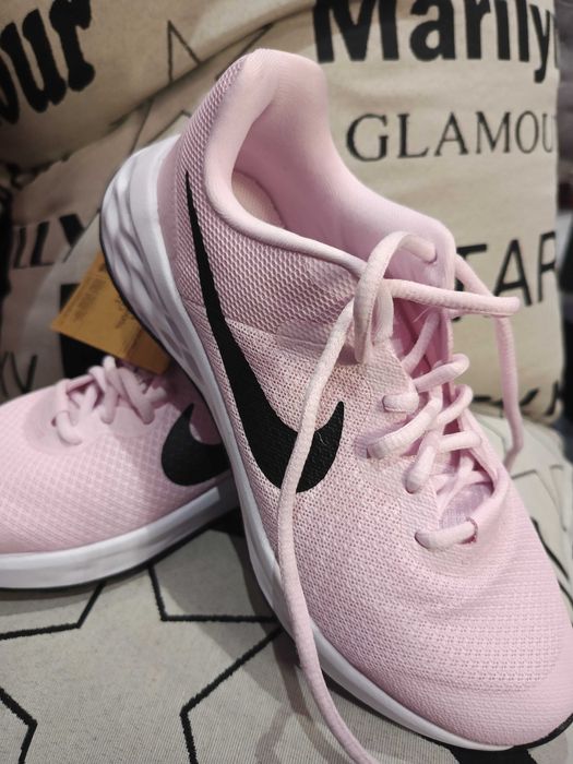 Nike  маратонки от Холандия - Роермонд аутлет