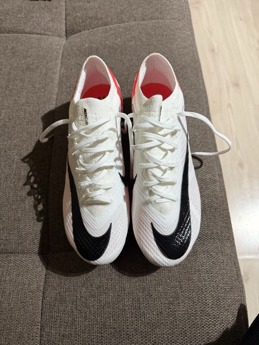 Niker mercurial