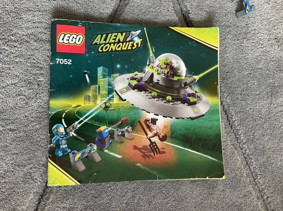 Lego Alien Conquest