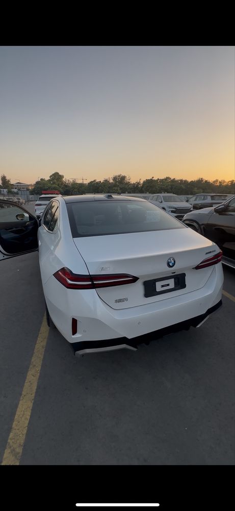 bmw i5, 35L 2024