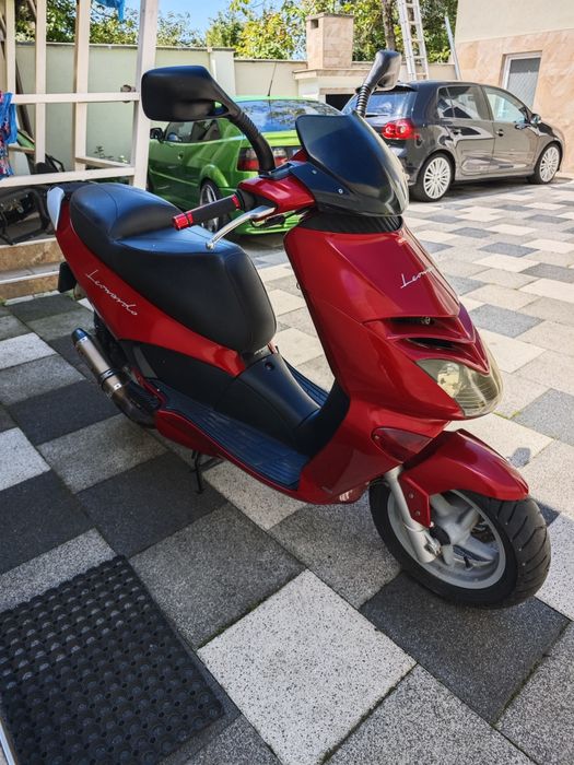 Vand scuter Aprilia Leonardo 250 cmc