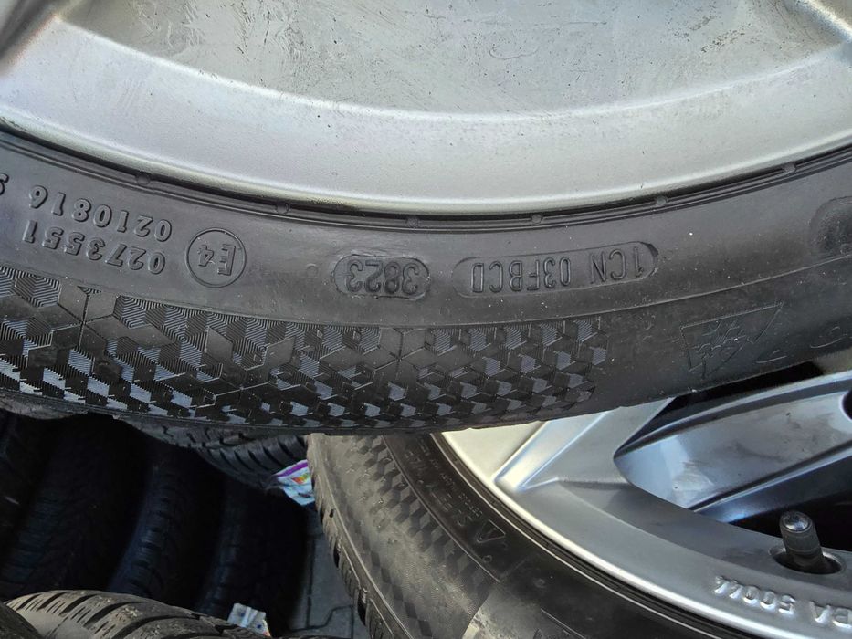 Jante Volkswagen Passat Anvelope Continental Iarna 215 55 R17