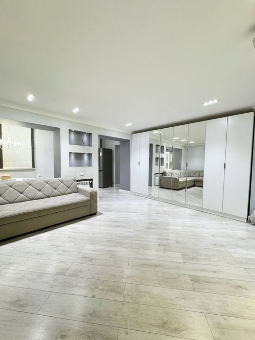 Продам 2/3/4 77-сер Новамасковская