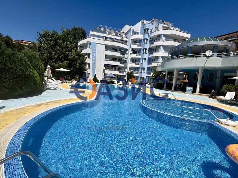 Продава се Двустаен апартамент в к.к. Слънчев бряг - 59 кв.м за 1185 €/кв.м - Снимка #1