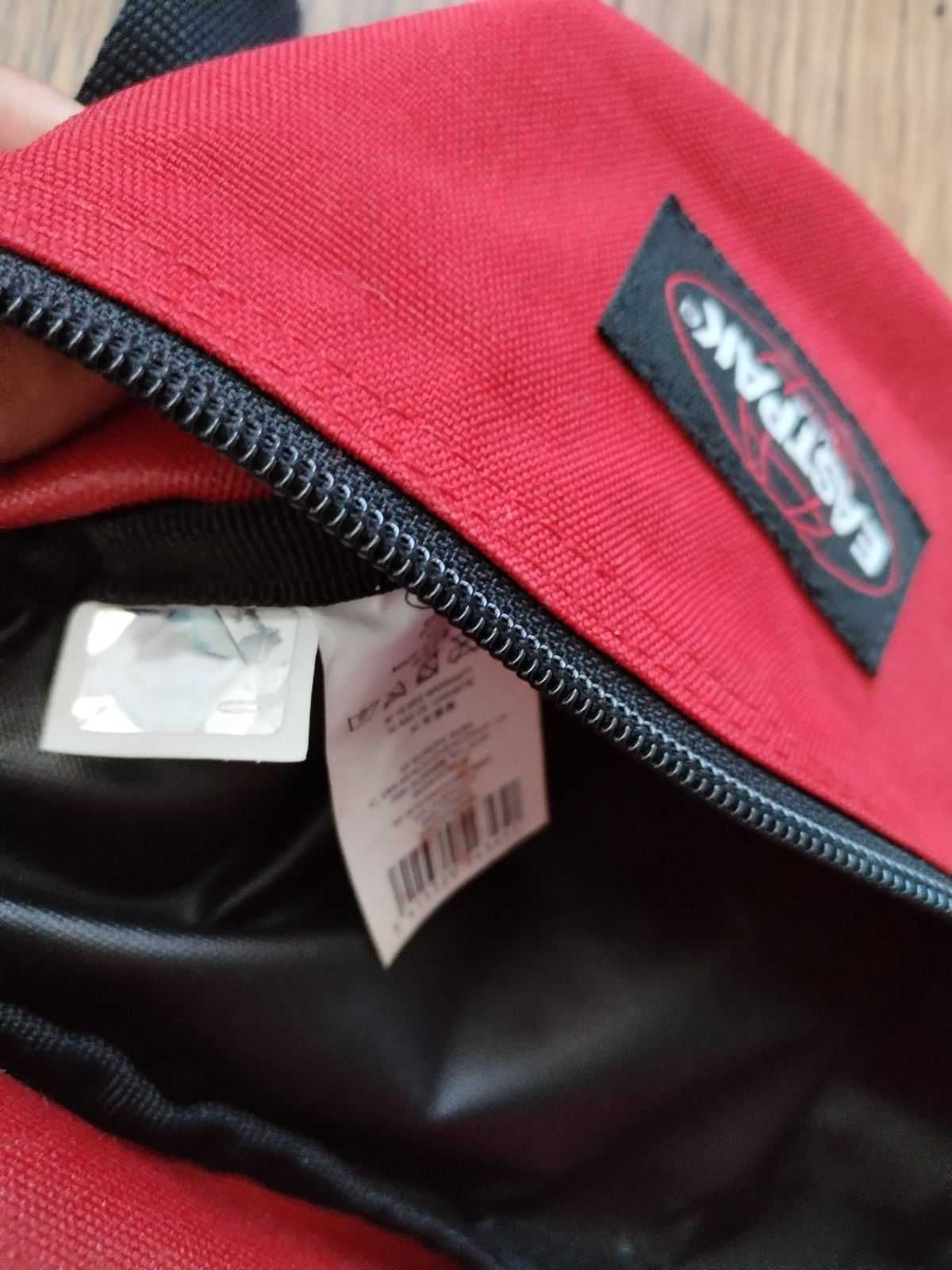 eastpak - страхотна паласка КАТО НОВА