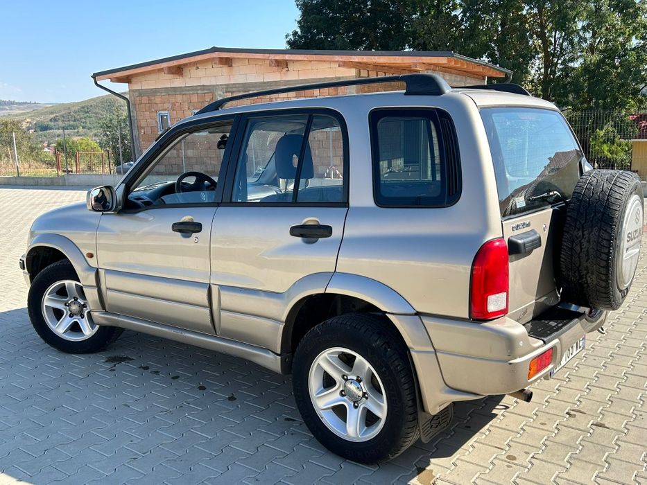 Piese  Suzuki Grand Vitara 2004