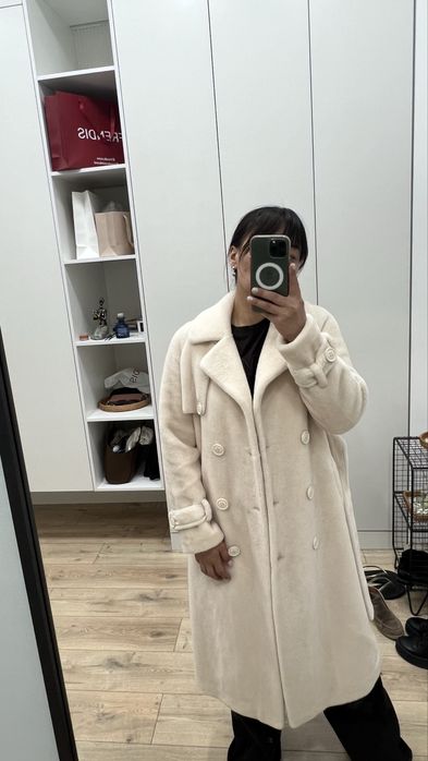 Продается шуба от azure