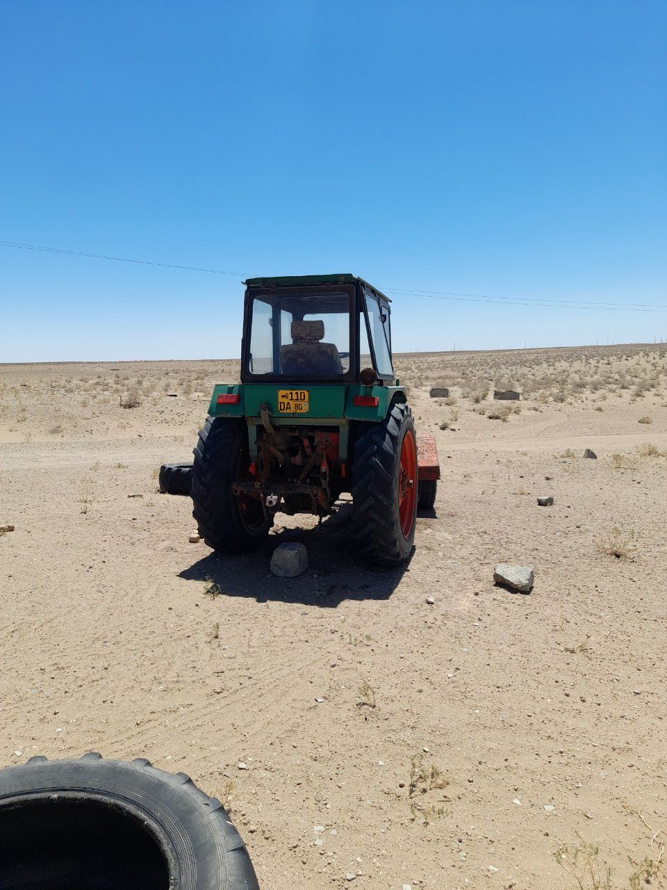 MTZ tiraktori sotiladi
