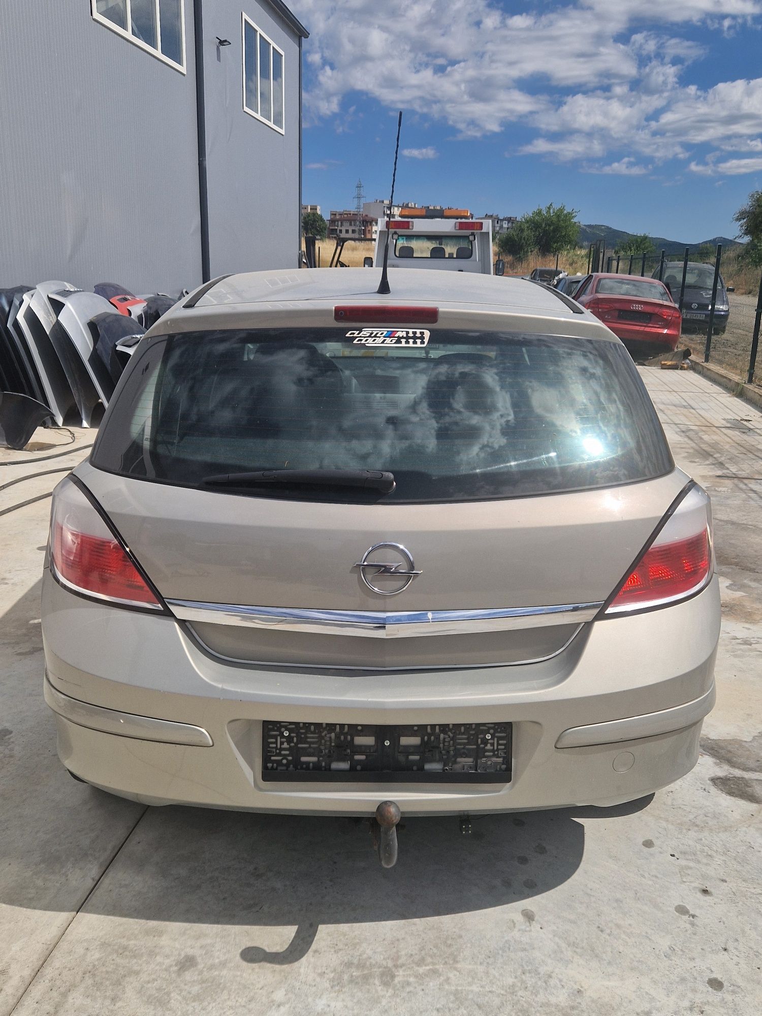 Opel Astra H 1.6 (НА ЧАСТИ)