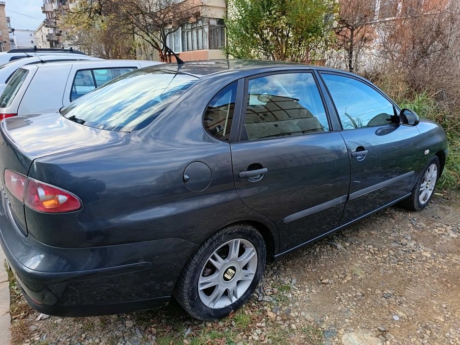 Seat Cordoba motor de 1.6 GPL omologat. Preț 1750 euro neg.
