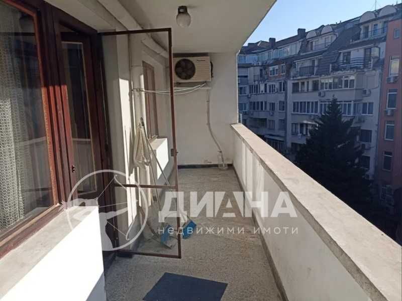 Продава се Тристаен апартамент в Пловдив, Кършияка - 104 кв.м за 1827 €/кв.м - Снимка #7