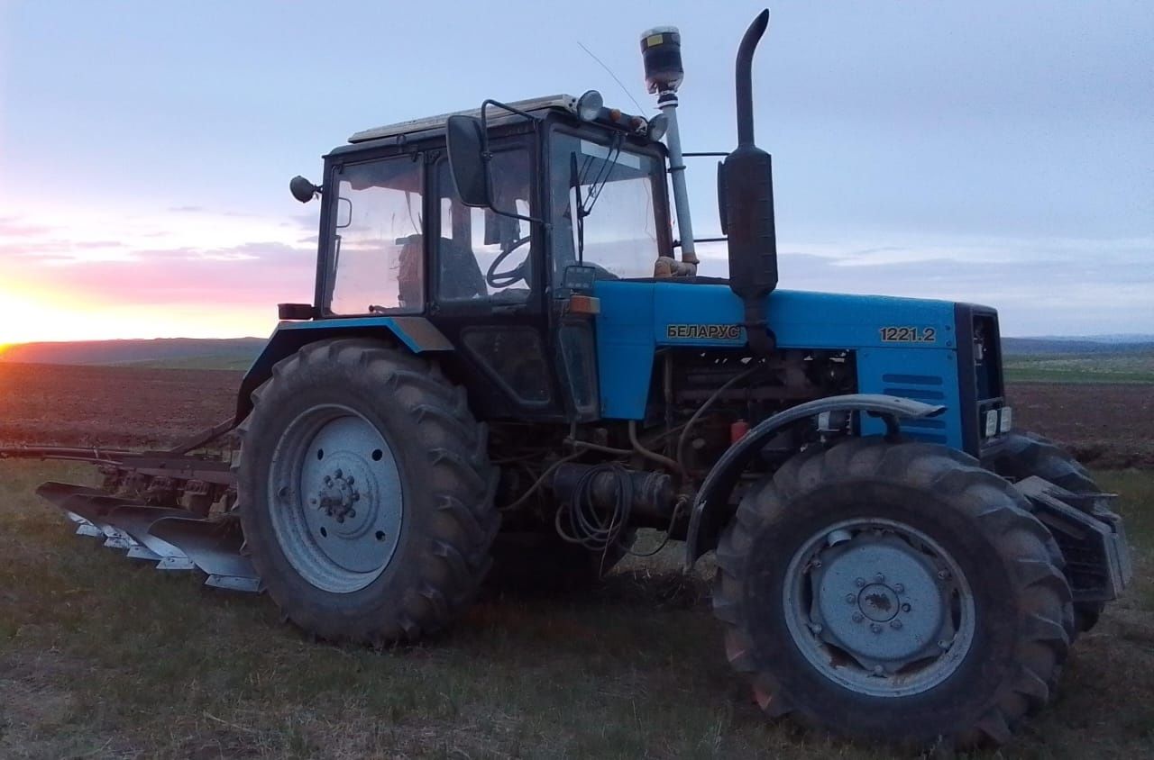 МТЗ-1221.2 Беларусь