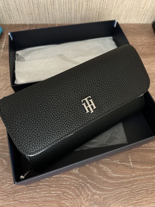 Кошелек Tommy Hilfiger
