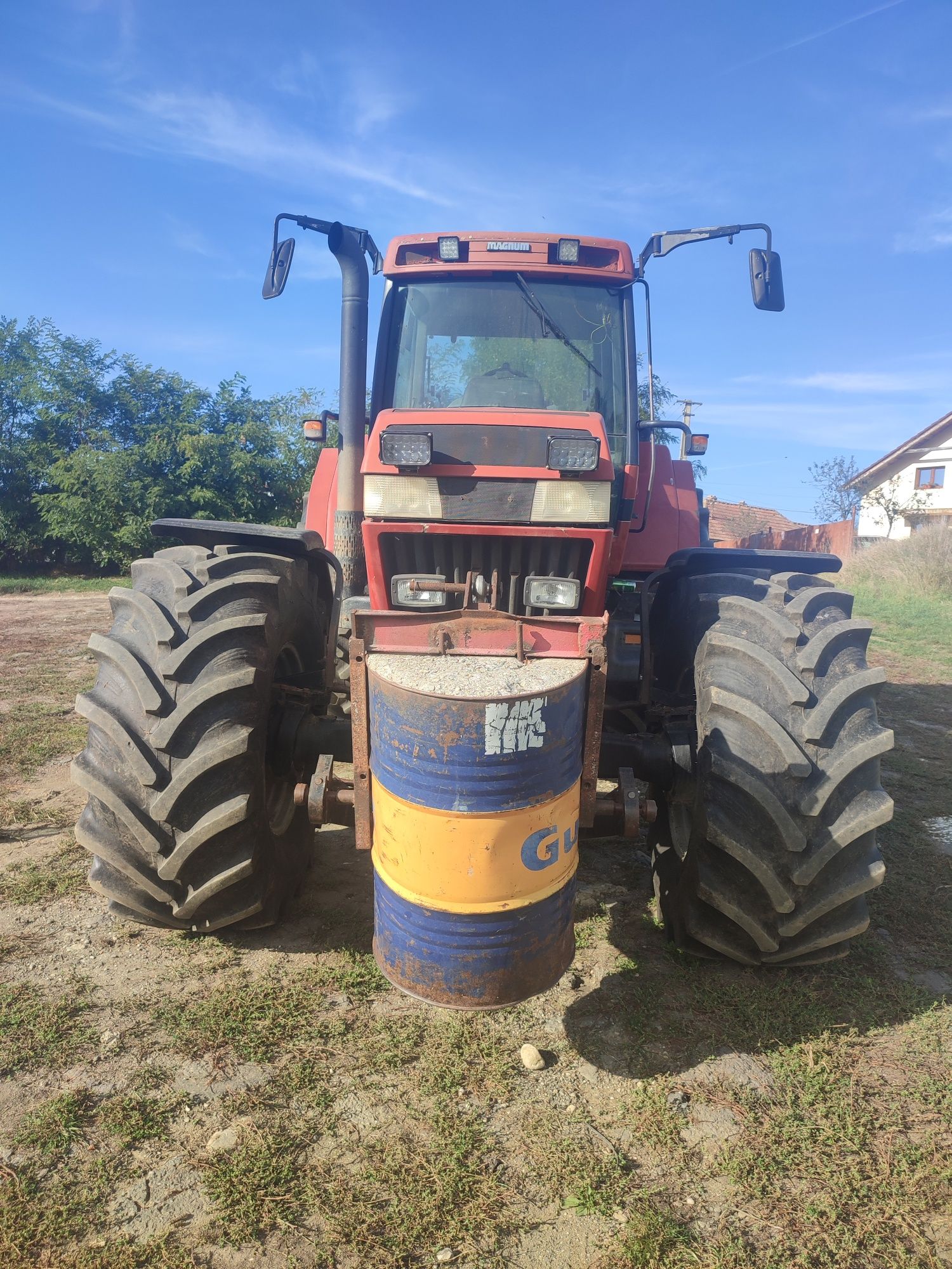 Vând tractor case magnum pro 240