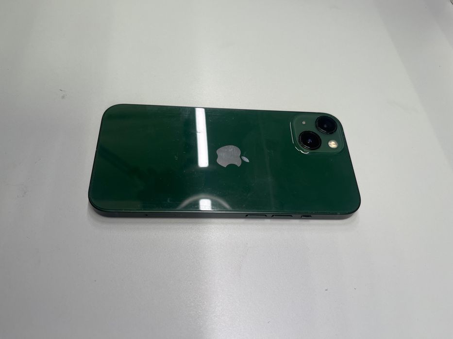 Продам Айфон 13 256gb