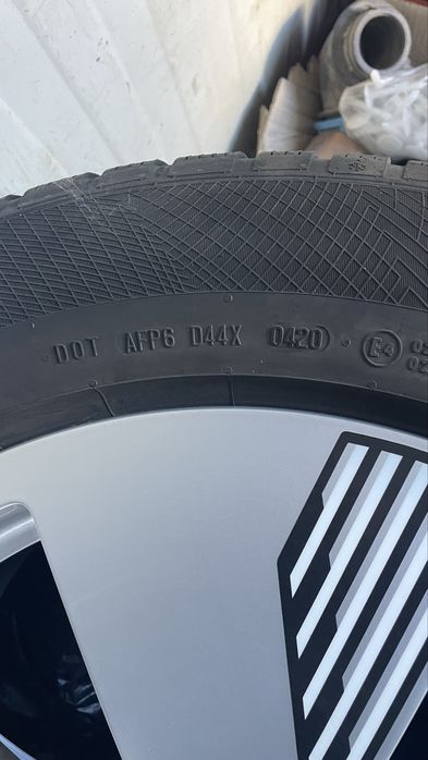 Оригинални джанти 19 5х112  със зимни гуми за  Ауди Е-ТРОН 255/55/19