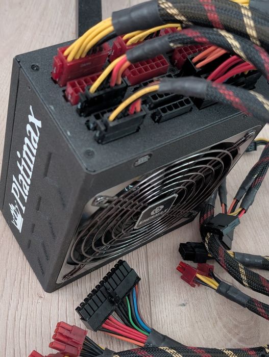Sursa 1500w Enermax