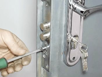 Ремонт и вскрытие замков и установка механический и электронных замков